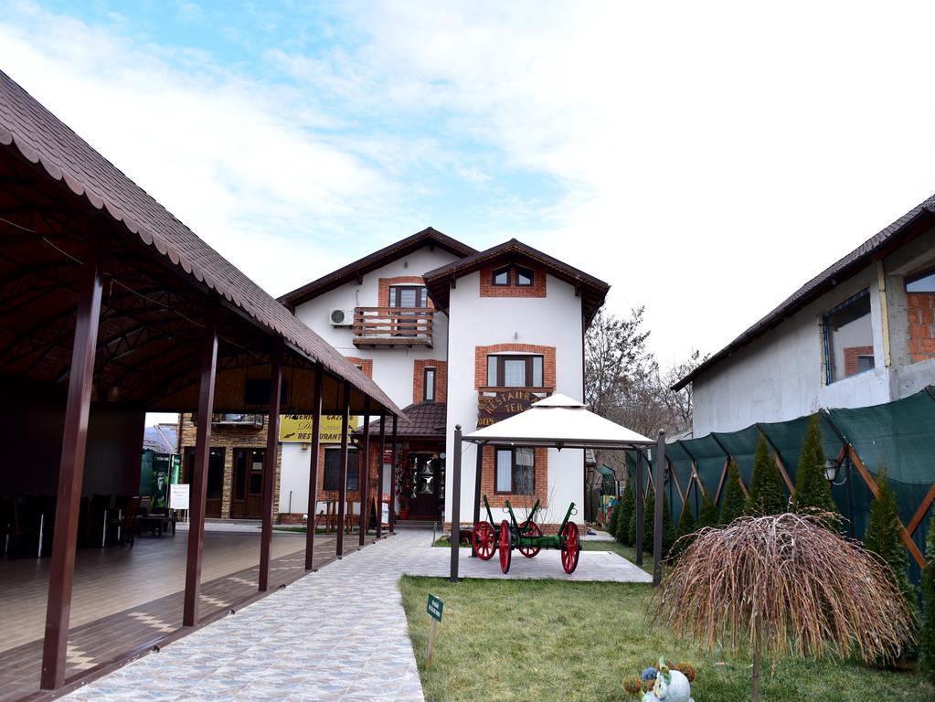 Pensiunea Dely_Cios Vălenii de Munte Esterno foto
