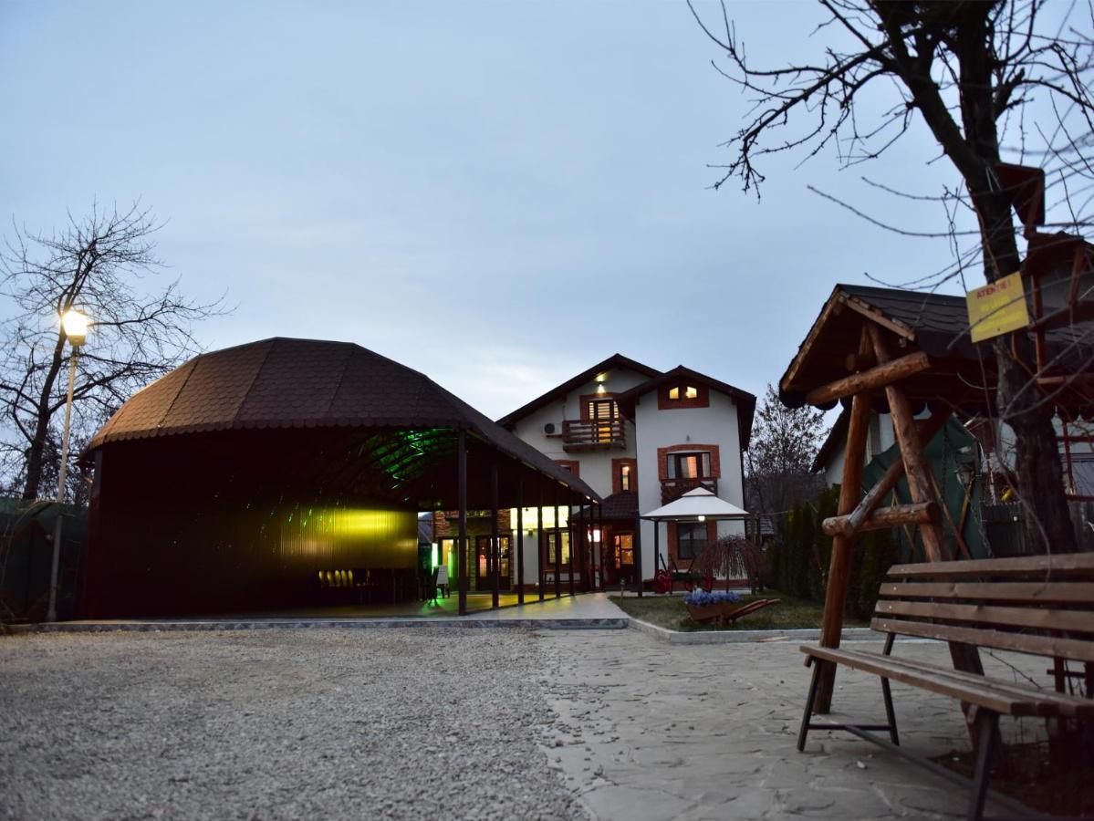 Pensiunea Dely_Cios Vălenii de Munte Esterno foto